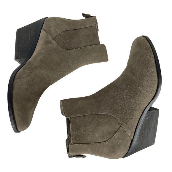 EILEEN FISHER PEER SHADOW TAUPE NUBUCK LEATHER CHELSEA STYLE ANKLE BOOT BOOTIE - Picture 3 of 14